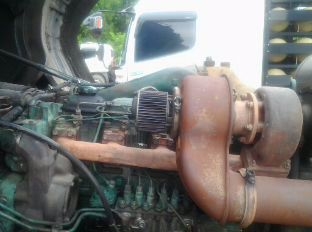 ขายรถหัวลาก 10 ล้อ 2 เพลา VOLVO FL-10 เครื่อง-320 ปี.33 รถสวยมากๆ สนใจนัดดูรถด่วน