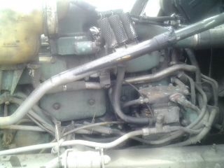 ขายรถหัวลาก 10 ล้อ 2 เพลา VOLVO FL-10 เครื่อง-320 ปี.33 รถสวยมากๆ สนใจนัดดูรถด่วน