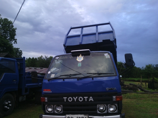 TOYOTA ดั๊ม3คิวปี38ราคา475000ราคาต่อรองได้ห้างแท้