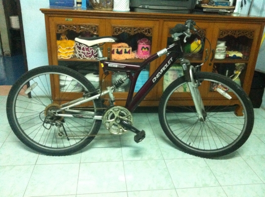 ขายไปแล้วครับ ขอขอบคุณคุณพี่ที่ขับรถมาซื้อจากปทุมธานี เป็นอย่างสูงครับ ขายจักรยาน เชพโรเรต ล้อ 26 นิ้ว โครงอัลลอย น้ำหนักเบา แข็งแรง โช๊ค หน้า-หลัง 18 เกียร์ ล้อมิเนียม พร้อมใช้ ต่อรองได้ ขายได้ขายเลย สามพราน นครปฐม