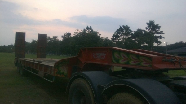 ขายหัวลาก 10 ล้อ 2 เพลา พร้อมหางโรเบส NISSAN CW430 หาง 2 เพลา ปี.54 มีสะพานไฮโรลิคสวยๆ จัดแน้นได้