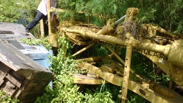 รถเกรด CAT 12F จอดนาน เช็คสภาพหน่อย ใฃ้งานได้ปกติดี...ขายตามสภาพ.