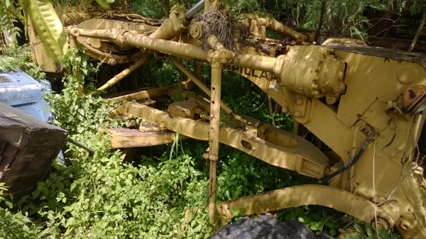 รถเกรด CAT 12F จอดนาน เช็คสภาพหน่อย ใฃ้งานได้ปกติดี...ขายตามสภาพ. รถเกรด CAT 12F จอดนาน เช็คสภาพหน่อย ใฃ้งานได้ปกติดี...ขายตามสภาพ.