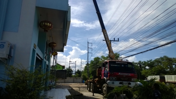 10ล้อ2เพลาNISSAN UD CW30M ติดเครน5ตัน5ปลอก.SUPER TADANO... 10ล้อ2เพลาNISSAN UD CW30M ติดเครน5ตัน5ปลอก.SUPER TADANO...