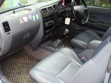 ขาย Toyota Hilux Tiger SGL X-TRA CAP ABS ปี 2000