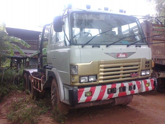 ขาย590,000 หัวลาก 2 เพลา เครื่อง 270 แรง จิ๊ฟฟี่ power ครับ