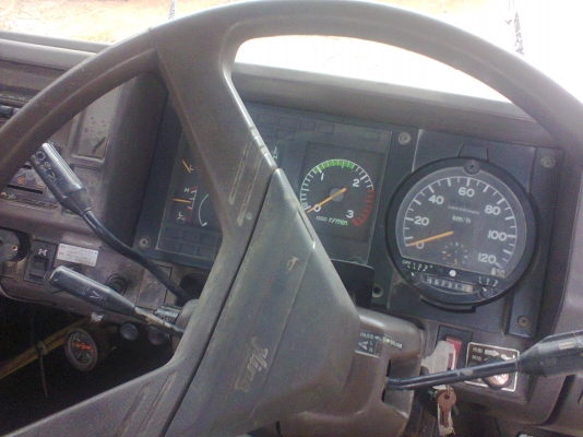 ขาย590,000 หัวลาก 2 เพลา เครื่อง 270 แรง จิ๊ฟฟี่ power ครับ ขาย590,000 หัวลาก 2 เพลา เครื่อง 270 แรง จิ๊ฟฟี่ power ครับ