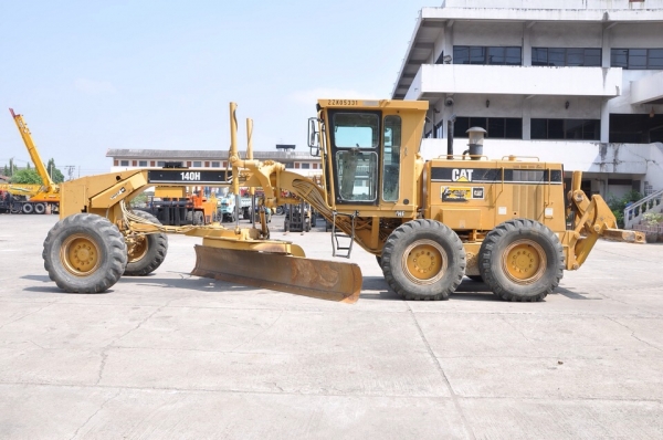 MOTORGRADER CATERPILLAR 140H