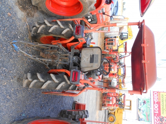 ขายแทรคเตอร์คูโบต้า B2420 พร้อมโครงกันอ้อย เครื่องดีสภาพสวยๆ