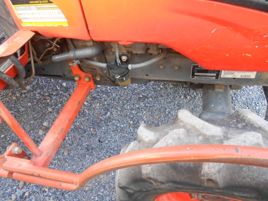 ขายแทรคเตอร์คูโบต้า B2420 พร้อมโครงกันอ้อย เครื่องดีสภาพสวยๆ