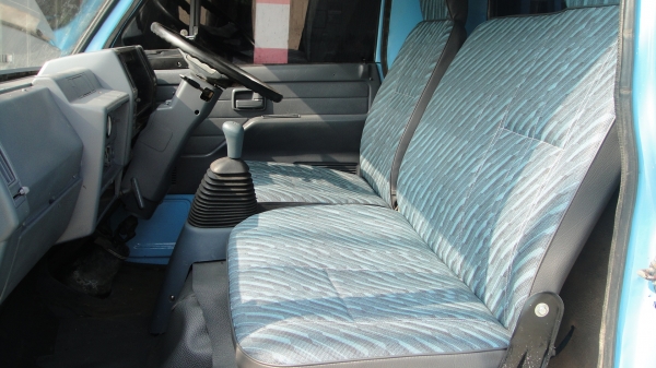 ISUZU NKR110แรง รถห้างแท้ ดาวน์45000ผ่อน11000/36เดือน