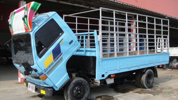 ISUZU NKR110แรง รถห้างแท้ ดาวน์45000ผ่อน11000/36เดือน