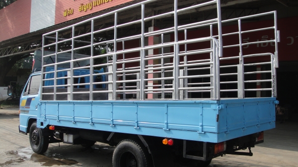 ISUZU NKR110แรง รถห้างแท้ ดาวน์45000ผ่อน11000/36เดือน