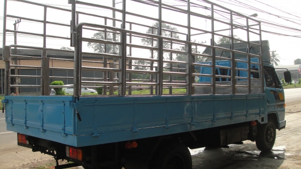 ISUZU NKR110แรง รถห้างแท้ ดาวน์45000ผ่อน11000/36เดือน