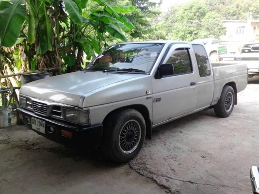 ขาย BIG M ปี 1997 เดิม เป็นรุ่นเบนซีล เปลี่ยนเครื่องเป็น BD 2500 ลงเล่มแล้ว