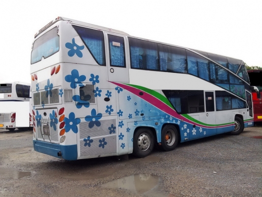 ขายรถบัส 8 ล้อ VIP สภาพพร้อมใช้ เครื่องฮีโน่ K 13