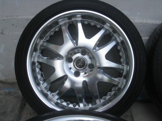 ขายล้อแม็กมือสอง Club Liner R9 17"x7.5" หน้า et42 หลัง et38 4รู100 +ยางยางสัปดาห์ที่35 ปี12  สนใจติดต่อเล็กคลองสาม (081-3747940)