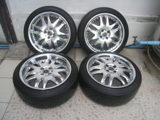 ขายล้อแม็กมือสอง Club Liner R9 17"x7.5" หน้า et42 หลัง et38 4รู100 +ยางยางสัปดาห์ที่35 ปี12  สนใจติดต่อเล็กคลองสาม (081-3747940)