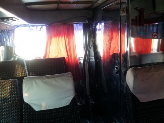 ขายรถบัสวอลโว่ 6 ล้อ เครื่องมิตชู 6d22   300 แรง