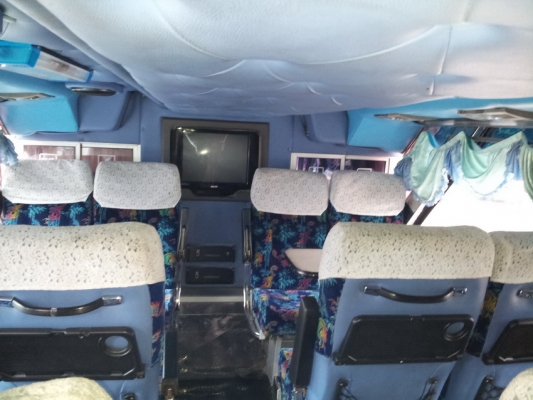 รถบัส 8 ล้อ VIP สภาพพร้อมใช้ เครื่องสแกนเนีย k112  310 แรงม้า