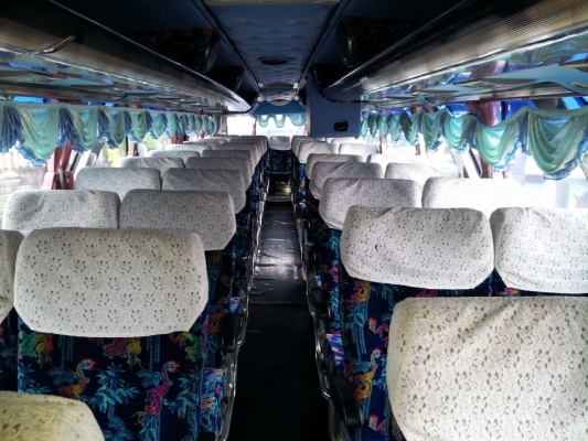 รถบัส 8 ล้อ VIP สภาพพร้อมใช้ เครื่องสแกนเนีย k112  310 แรงม้า