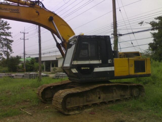 ขายSUMITOMO 2800 สภาพสวยพร้อมใช้  เอกสารเล่มทะเบียน ติดต่่อได้ที่คุณ อ๊อฟ พิจิตร 086-737-9991