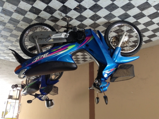 ขาย!!!ซูซูกิเบ๊ส ปี44 รถเครื่องดีคับ มีเล่มทะเบียนครบ ภาษีไม่หมด