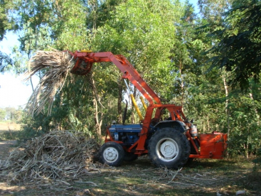 ขายเครื่องคีบอ้อยสำหรับติดรถไถฟอร์ด