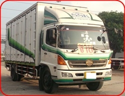 HINO  MEGA   ตู้ 10 บาน