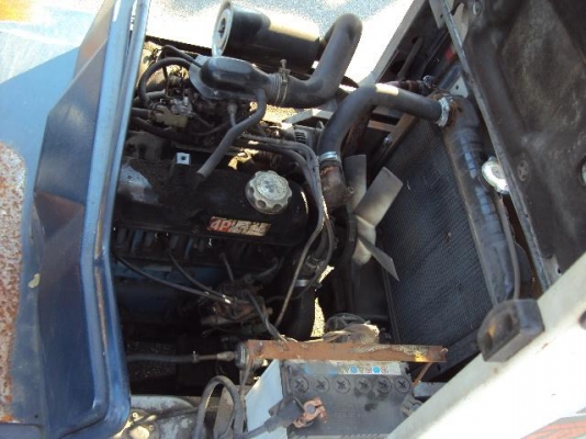 ขาย KOMATSU FG15-15 เสา4เมตร เเนะนำครับ รถโฟล์คลิฟท์สำหรับอู่นักปั้น