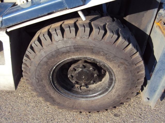 ขาย KOMATSU FG15-15 เสา4เมตร เเนะนำครับ รถโฟล์คลิฟท์สำหรับอู่นักปั้น