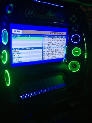 ต้ำพระราม2ขาย เครื่องเสียง แถมรถตู้ขับหล่อๆสีใหม่ทั้งคัน (รับแลก-รถทุกรุ่นทุกแบบ)