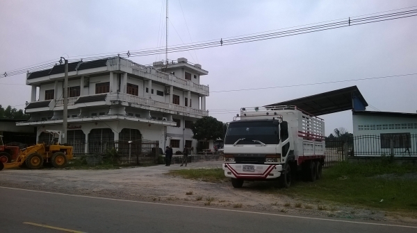 ขายรถสิบล้อเพลาเดียว สภาพสวย