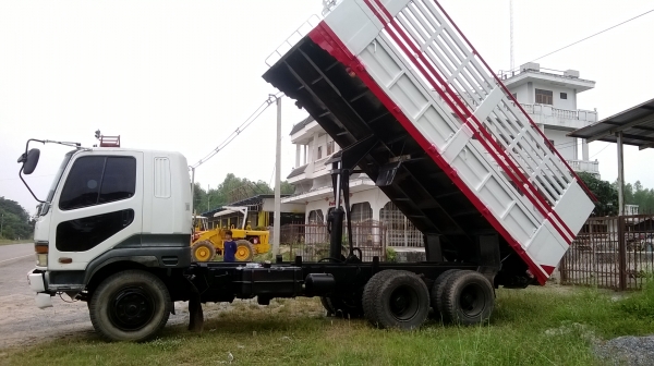 ขายรถสิบล้อเพลาเดียว สภาพสวย