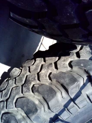 ขายยาง255/85/16+ล้อ