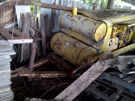 ฝากขายครับเพือมีคนสนใจ เครื่องปั๊มลมใหญ่ ตามสภาพ ขาย 15000 บาท