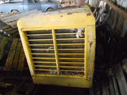 ฝากขายครับเพือมีคนสนใจ เครื่องปั๊มลมใหญ่ ตามสภาพ ขาย 15000 บาท