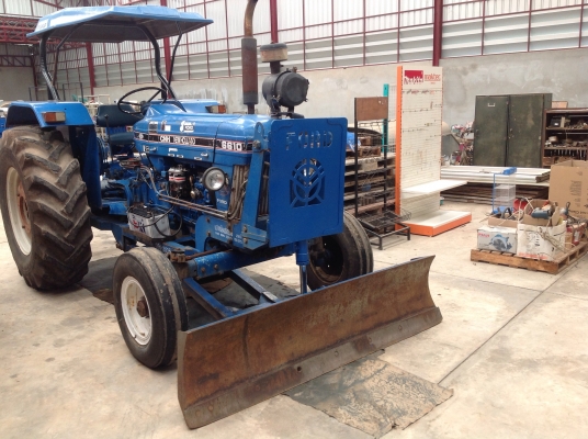 รถไถฟอร์ด6610 เสื้อลาย  เพลาเดียวสภาพสวย