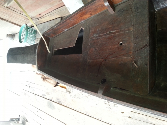 ขายด่วน เรือหมู8ศอก เรือโบราณ เป็นไม้ทั้งต้นมาทำ