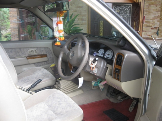 ขายรถบ้านครับNissan  Frontier 3.0 ZDdti  4x4