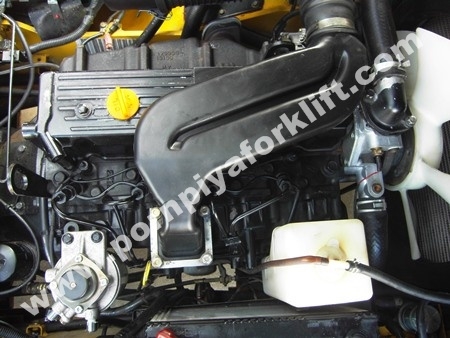 จำหน่ายรถ Forklift KOMATSU FD30HT-15 จำหน่ายรถ Forklift KOMATSU FD30HT-15