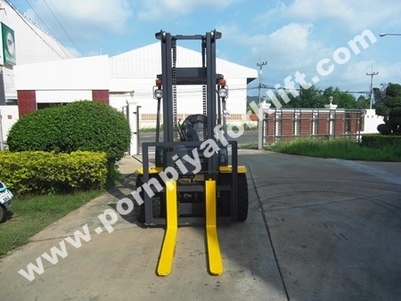 จำหน่ายรถ Forklift KOMATSU FD30HT-15 จำหน่ายรถ Forklift KOMATSU FD30HT-15