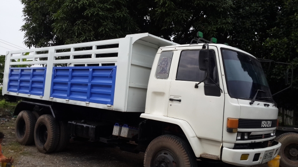 อีซูซุ ROCKY210 ดั๊ม