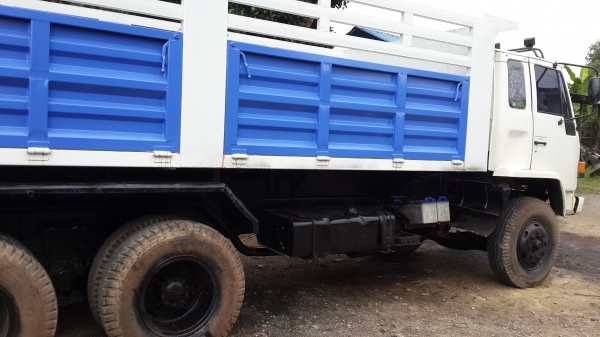 อีซูซุ ROCKY210 ดั๊ม