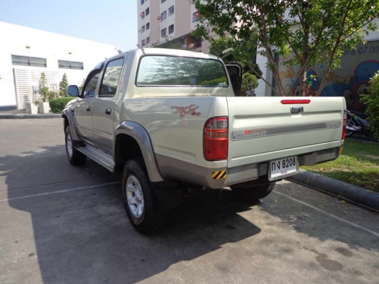 ขายToyota Sport Cruiser 4Dr 2.5 MT 4WD อยู่ห้วยขวาง กทม. ขาย 288,000บาท