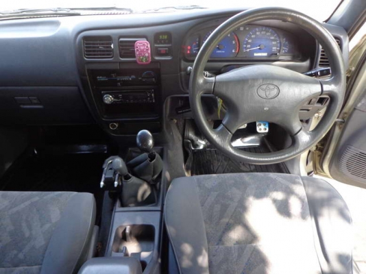 ขายToyota Sport Cruiser 4Dr 2.5 MT 4WD อยู่ห้วยขวาง กทม. ขาย 288,000บาท