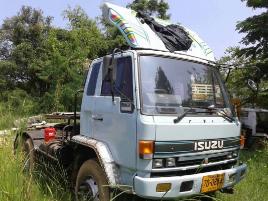 หัวลาก ISUZU ROCKY นางฟ้าแท้ เครื่อง240 แรง เกียร์เดิม หัวบาง ยางดี คัสชีสวย พร้อมโอน