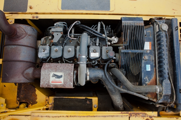 รถขุด Komatsu PC200-6 รถเก่านอกนำเข้าจากญี่ปุ่น สภาพดีเยี่ยม ระบบไฟฟ้าครบ ยังไม่ผ่านการใช้งานในไทย 100\% เอกสารครบ