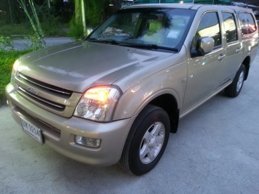 ขายisuzu d-max 4ประตู ออโต้ แอร์แบคคู่ abs ตัวท๊อปสุด ปี2002 ขายisuzu d-max 4ประตู ออโต้ แอร์แบคคู่ abs ตัวท๊อปสุด ปี2002