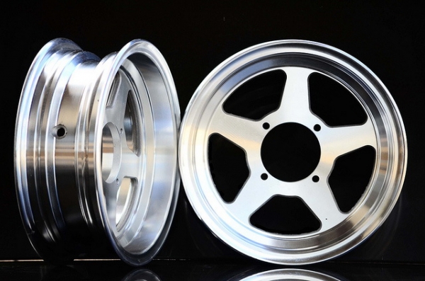 ขายล้อฟาคอน 10 นิ้ว 1,500.- ขายล้อฟาคอน 10 นิ้ว 1,500.-